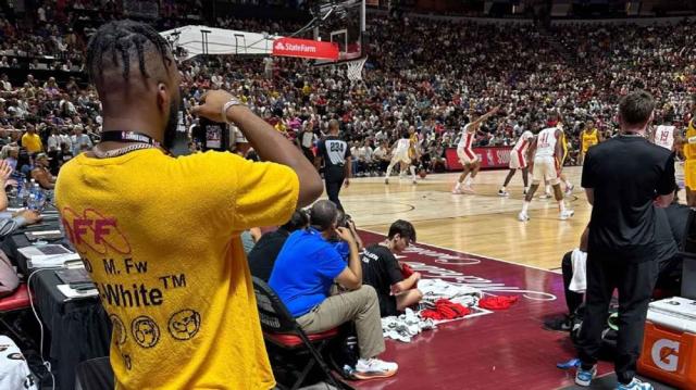 开云入口-要做打球最好的摄影师，奥科吉用相机打开新世界