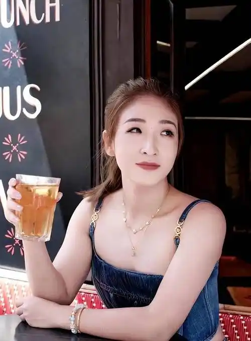 出发四川，刘诗雯官宣，正式上任，亮相新岗位，薪酬曝光