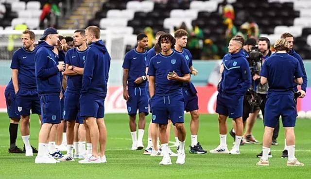 1670181590636036913.jpg 16701771159625.jpg